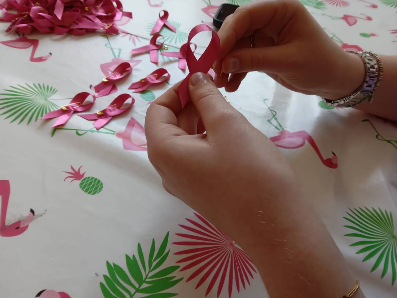 Confection de noeud roses