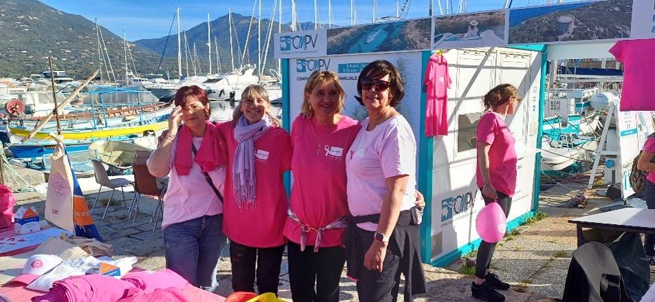 bénévoles stand octobre rose